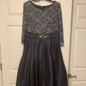 Jessica Howard Dress